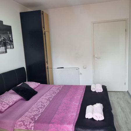 Family Apartmani Le Leskovac  Eksteriør billede