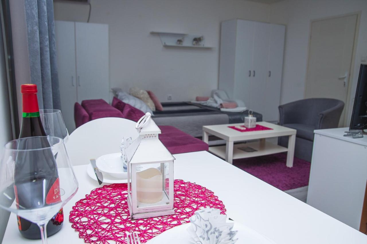 Family Apartmani Le Leskovac  Eksteriør billede