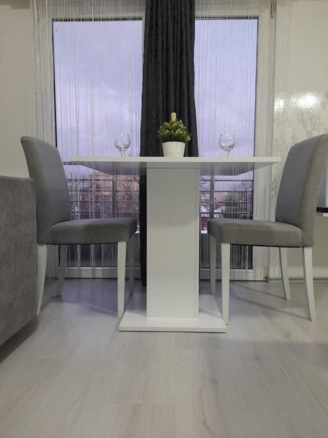 Family Apartmani Le Leskovac  Eksteriør billede