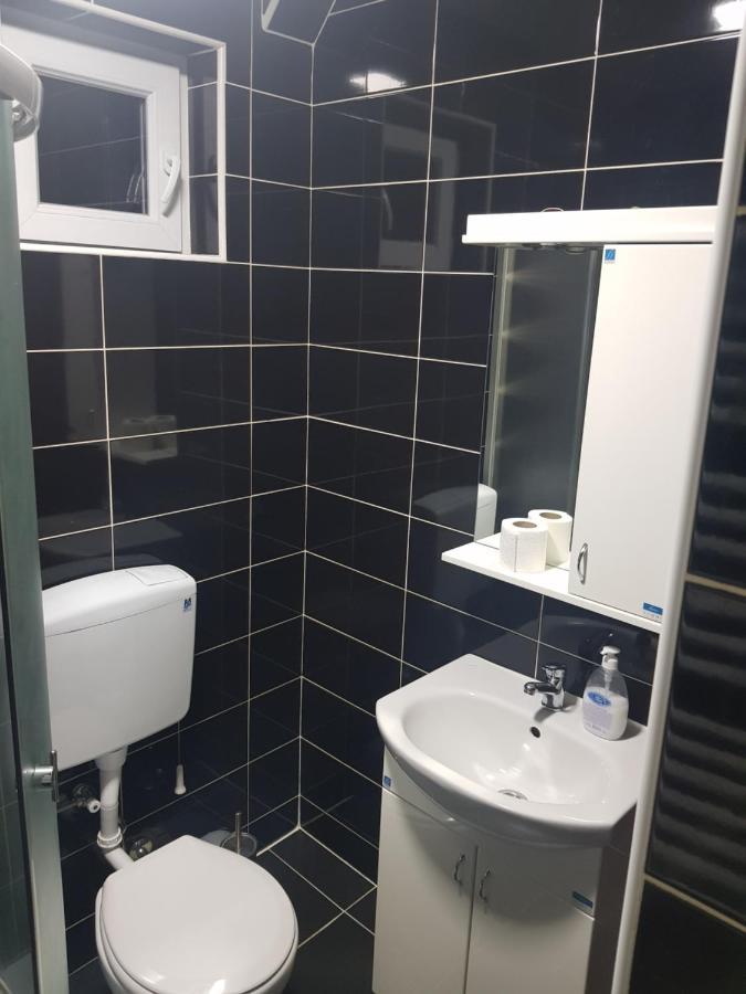 Family Apartmani Le Leskovac  Eksteriør billede