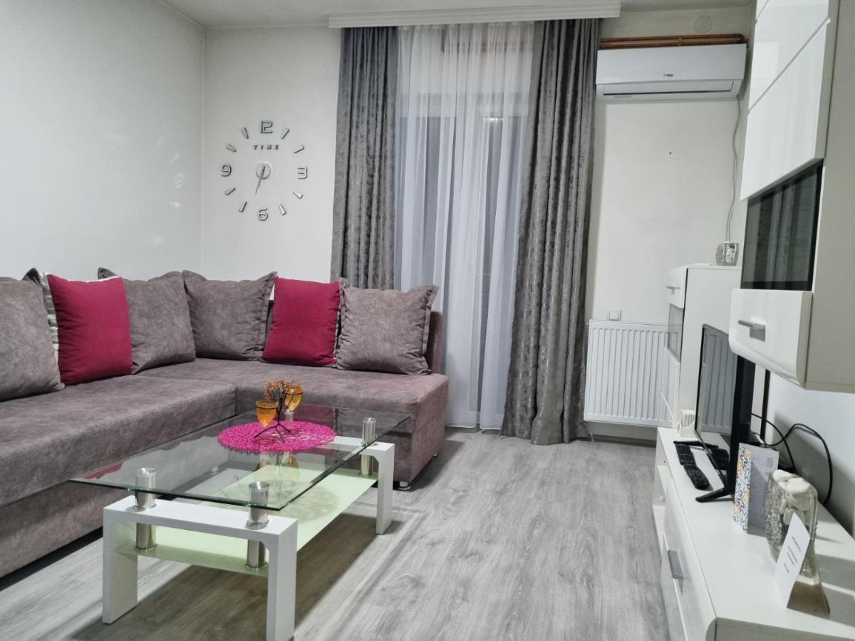 Family Apartmani Le Leskovac  Eksteriør billede